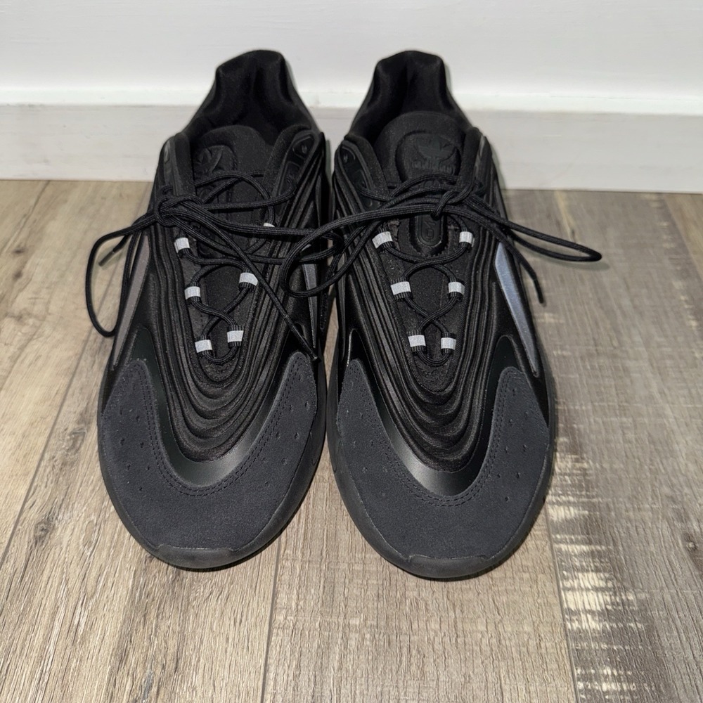 Adidas Originals Ozelia Black Sneakers Men's US 9.5 Chunky Casual Shoes - Picture 2 of 11